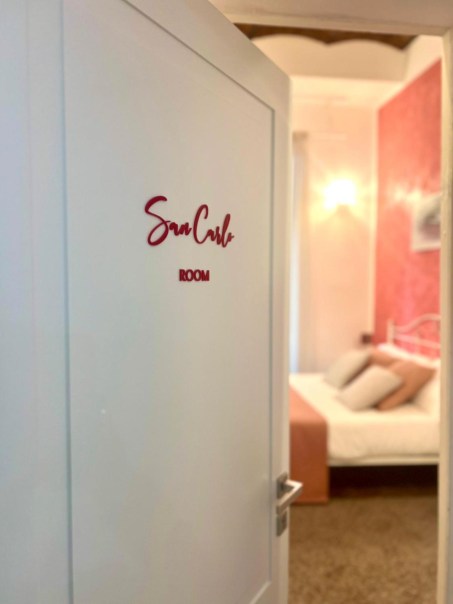 Suite Scarlatti ナポリ エクステリア 写真